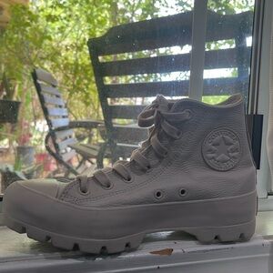 Women's Chuck Taylor All Star Lugged High Top Sneaker S.8 Color Cream Converse